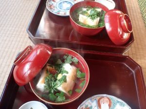 「縁側だより」より正月のお椀の写真